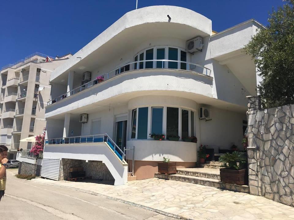 Apartmani Dini Ulcinj Kültér fotó