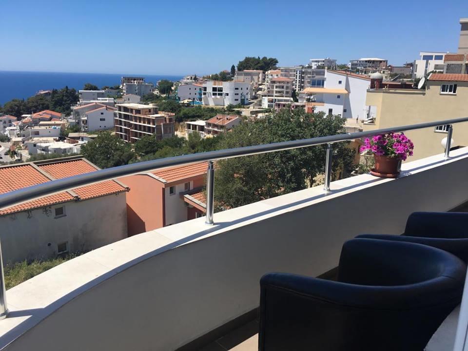 Apartmani Dini Ulcinj Kültér fotó