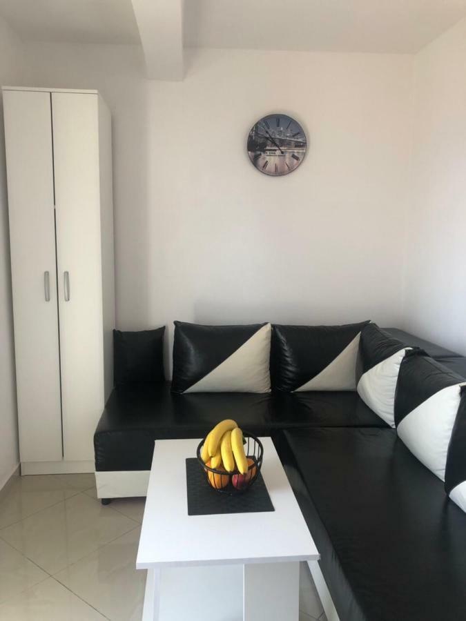 Apartmani Dini Ulcinj Kültér fotó