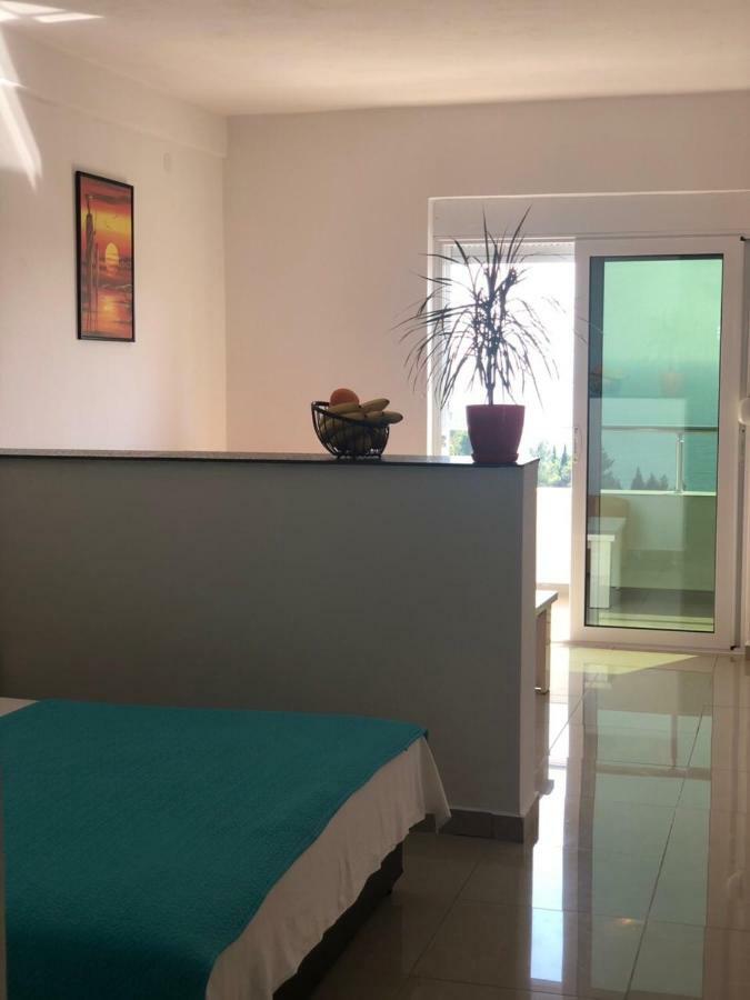 Apartmani Dini Ulcinj Kültér fotó