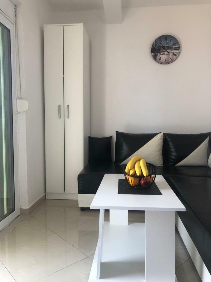 Apartmani Dini Ulcinj Kültér fotó