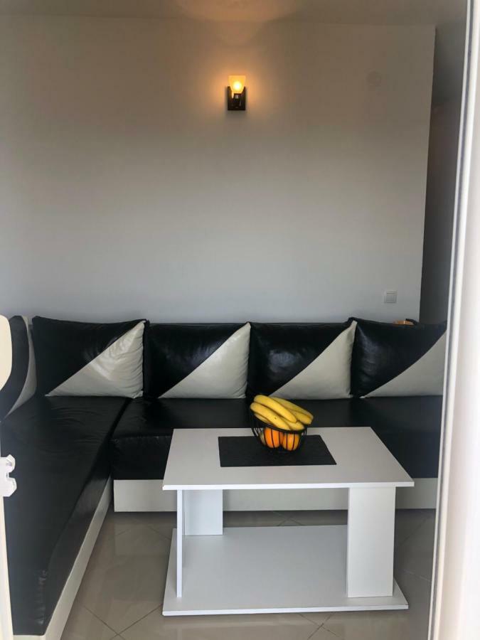 Apartmani Dini Ulcinj Kültér fotó
