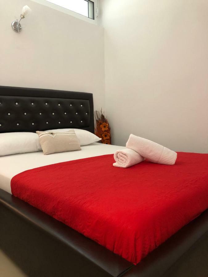 Apartmani Dini Ulcinj Kültér fotó